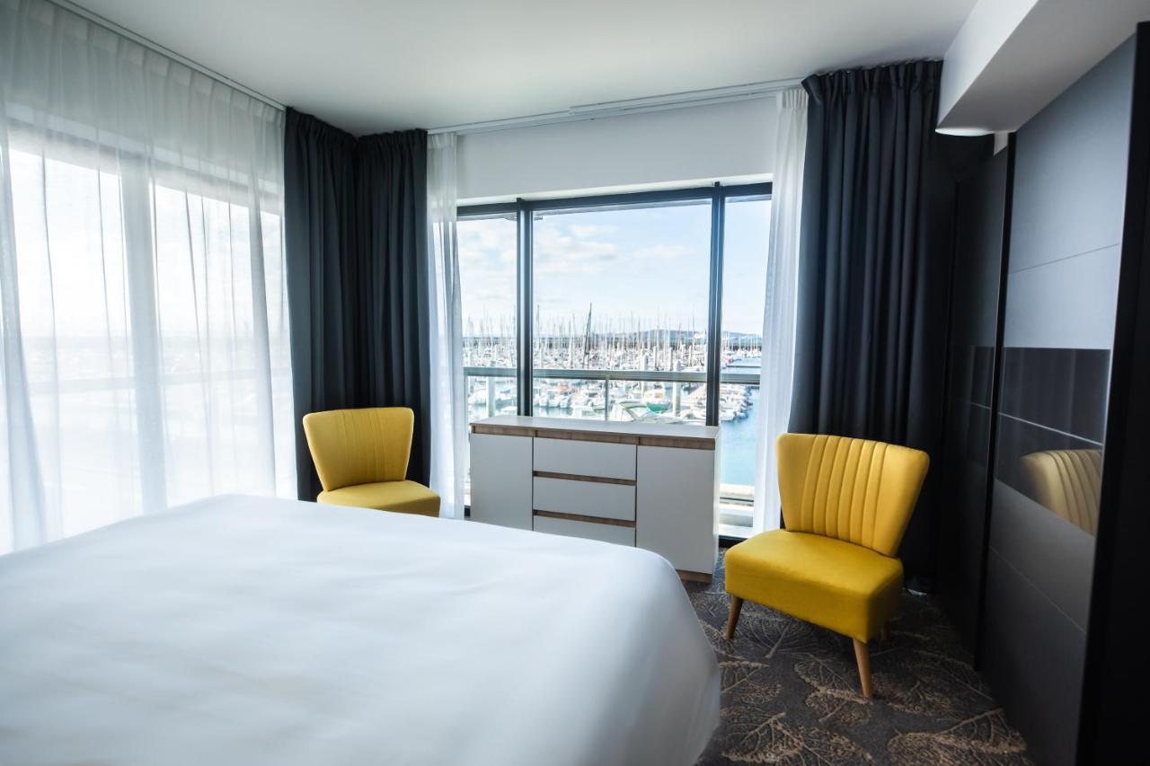 Le Barracuda & Spa, Centre Port, Pieds Dans L'eau, Vue Brest