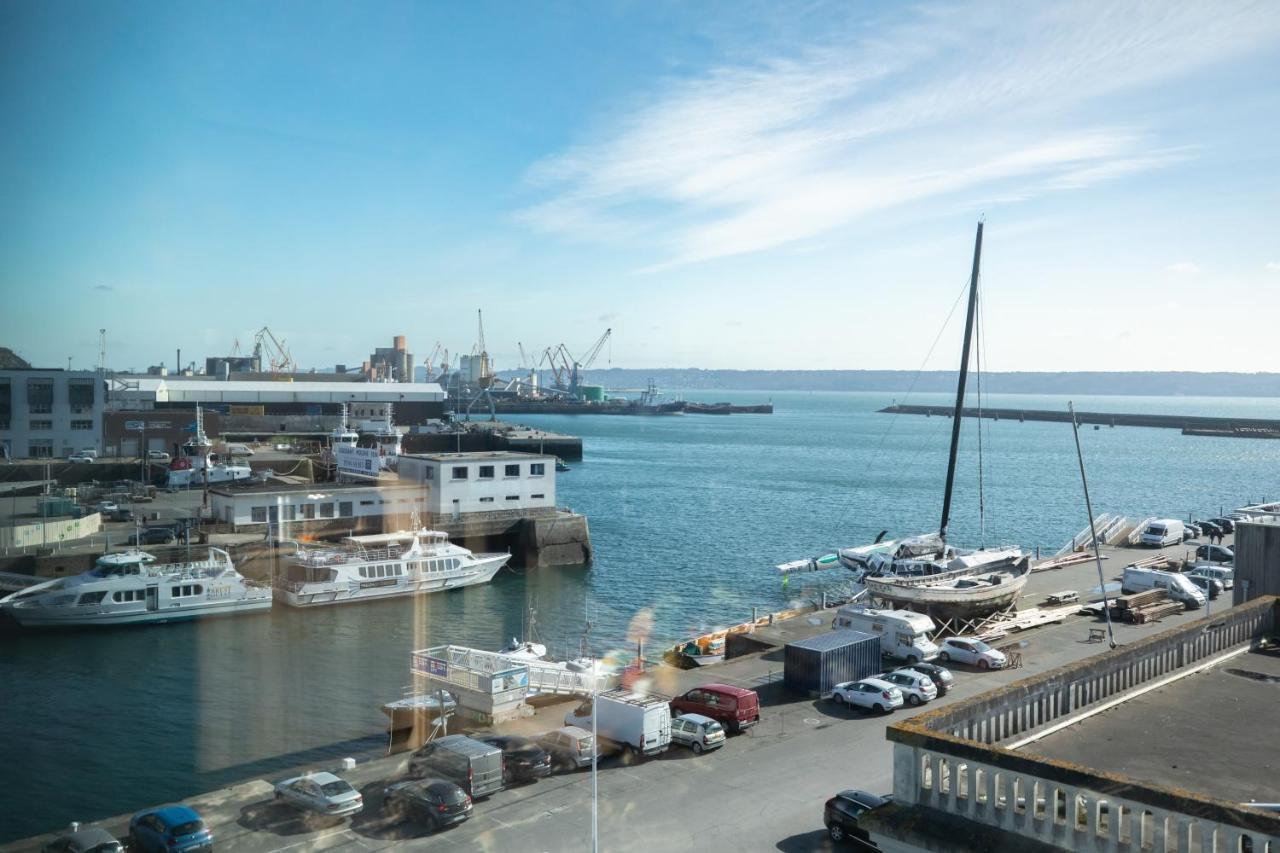 Le Barracuda & Spa, Centre Port, Pieds Dans L'eau, Vue 4* Brest