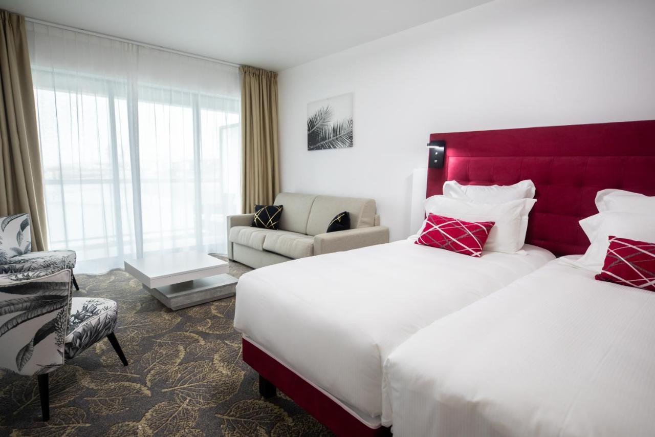 Le Barracuda & Spa, Centre Port, Pieds Dans L'eau, Vue Aparthotel 4*