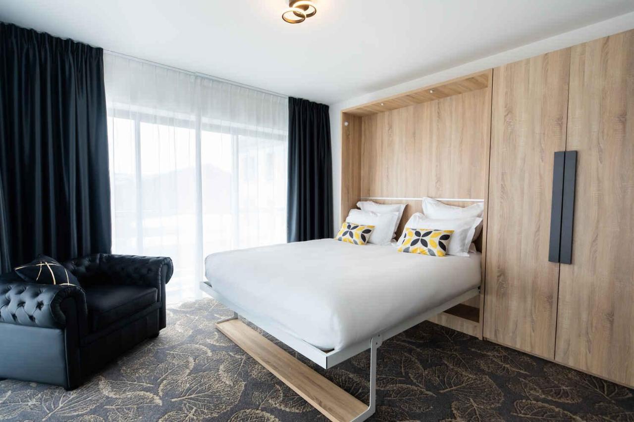 Aparthotel Le Barracuda & Spa, Centre Port, Pieds Dans L'eau, Vue 4*